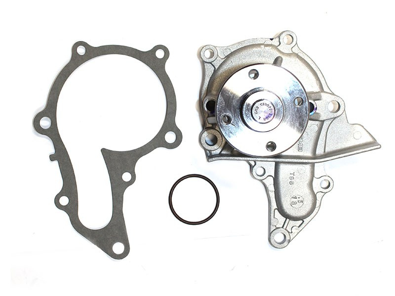 GMB Насос водяного охлаждения Toyota Avensis (T220) 97-03 / Caldina 92-02 7AFE