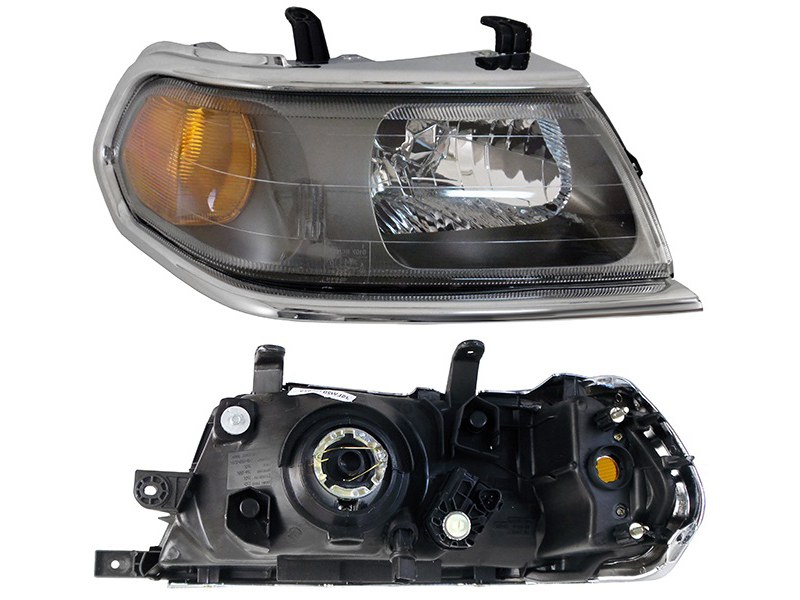 SAT Фара Mitsubishi Pajero Sport 96-04 / Montero Sport 96-00 (Справа/ Галоген/ С электрокорректором)