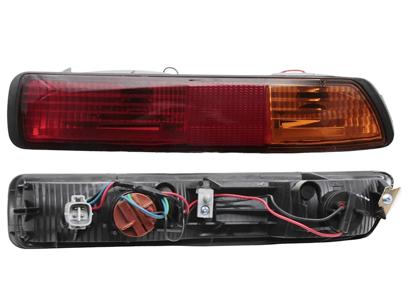 SAT Фонарь в задний бампер Mitsubishi Pajero 99-03 (Слева)