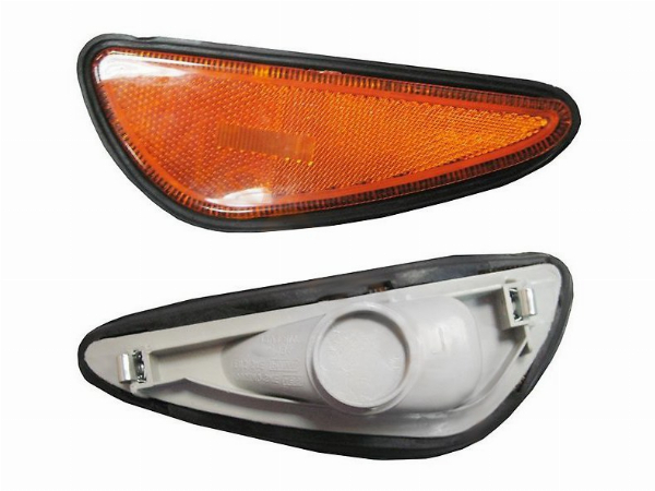 SAT Отражатель Nissan Cefiro 01-03 / Maxima 00-06 (Сзади/ Справа/ В бампер)