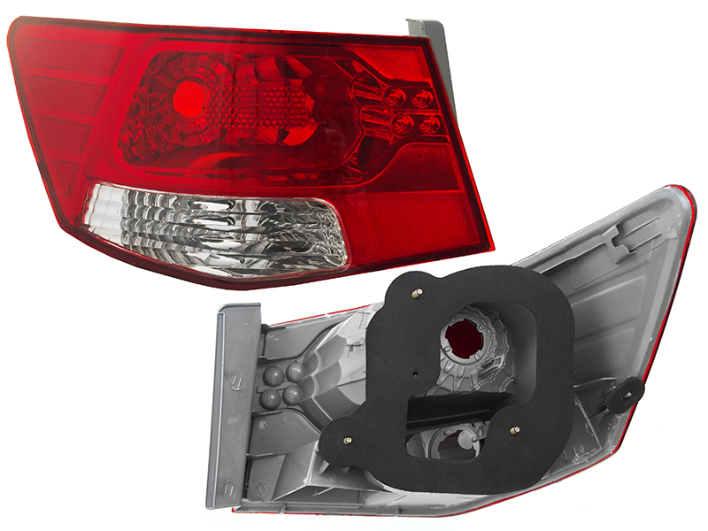 SAT Фонарь задний Kia Cerato 08-13 / Forte 08-13 (Слева/ 4D SED)