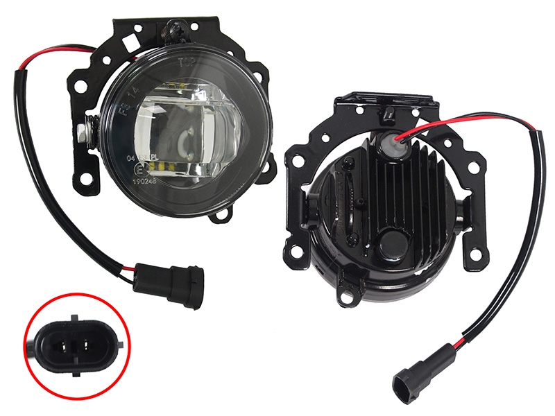 SAT Фара противотуманная (Справа=Слева/ LED/ 6000-6500K) Mitsubishi Lancer 11-17 / Outlander 05-22